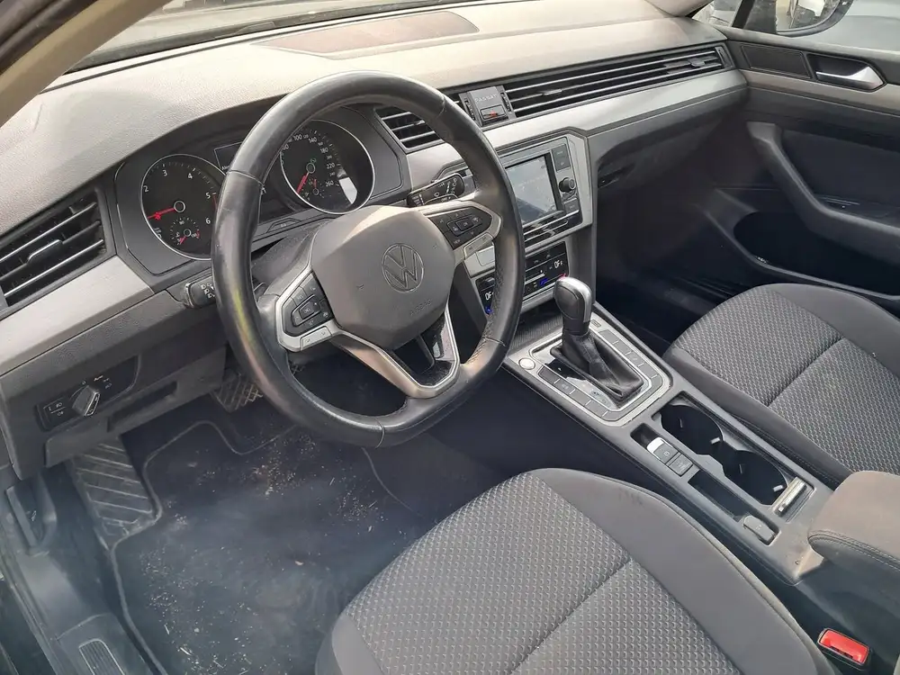 VOLKSWAGEN passat - Foto 8 | Clidrive