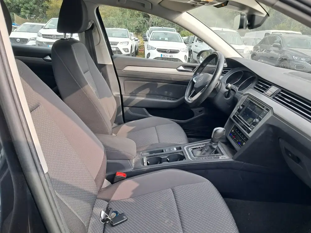 VOLKSWAGEN passat - Foto 11 | Clidrive