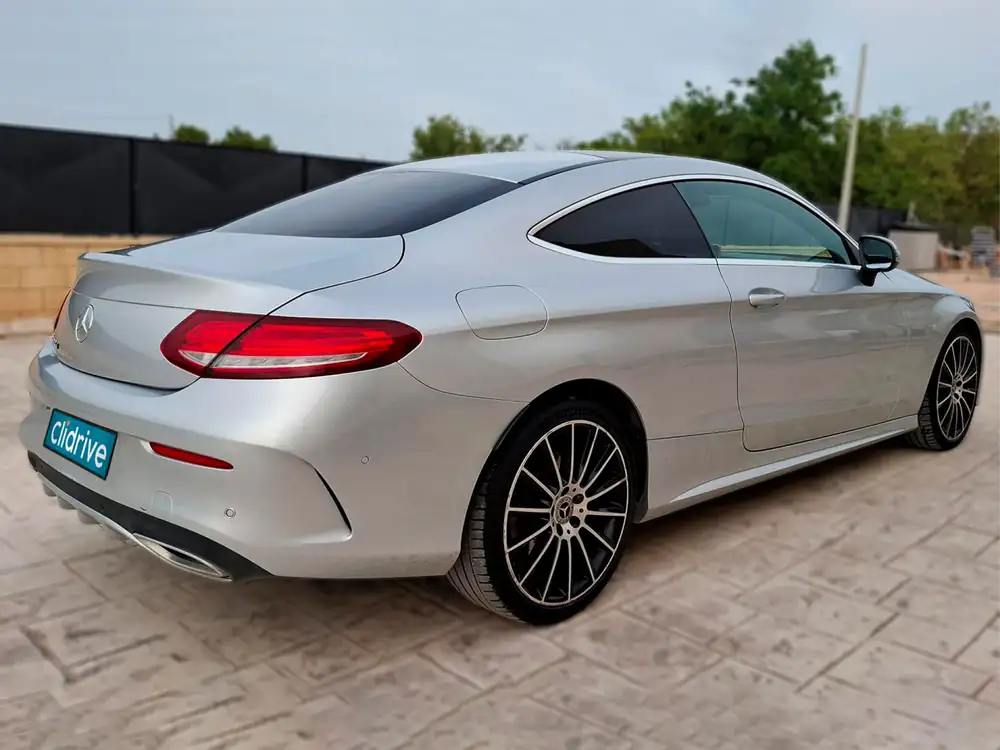 MERCEDES clase c