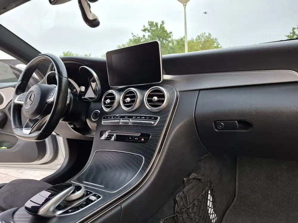MERCEDES clase c