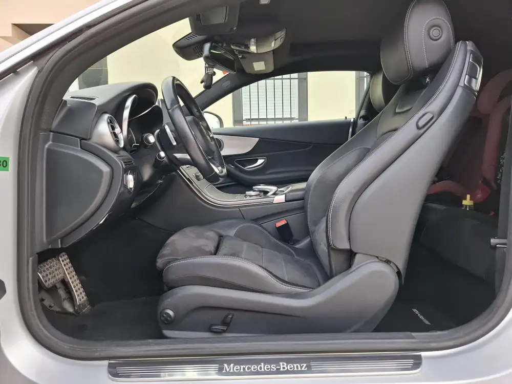 MERCEDES clase c