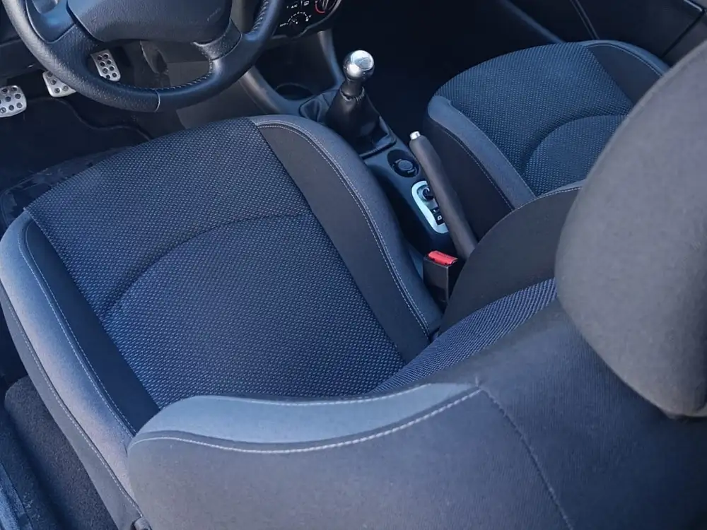 PEUGEOT 206 - Foto 11 | Clidrive