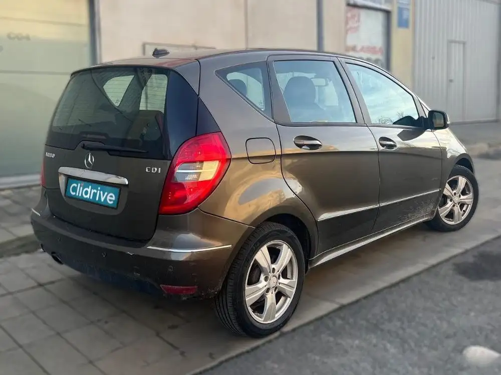 MERCEDES clase a - Foto 4 | Clidrive