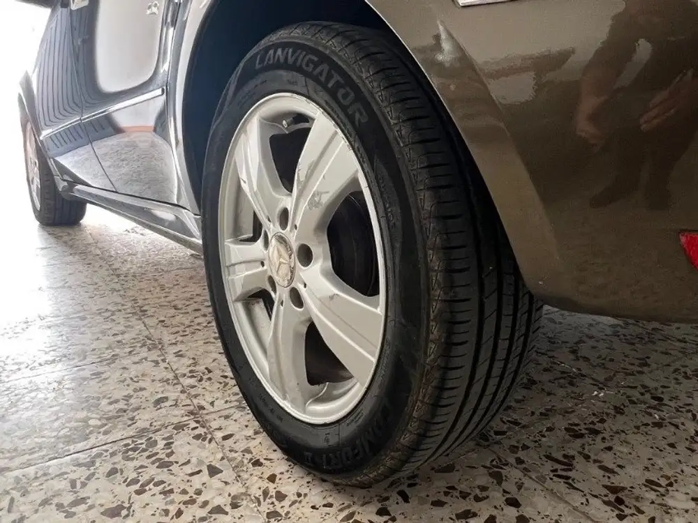 MERCEDES clase a - Foto 16 | Clidrive