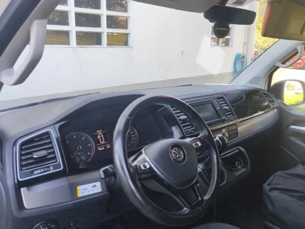 VOLKSWAGEN california