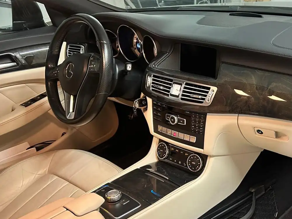 MERCEDES clase cls