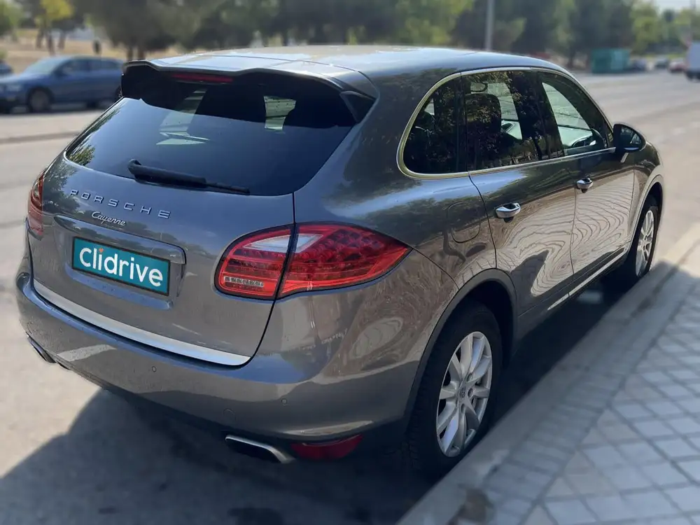 PORSCHE cayenne