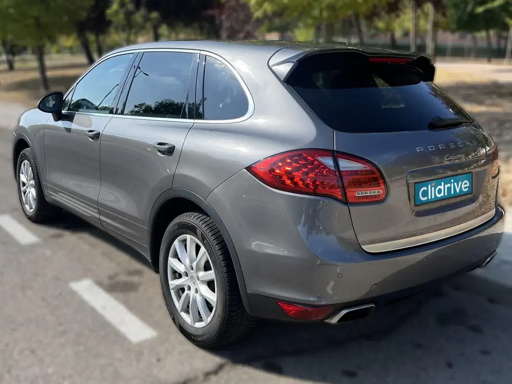 PORSCHE cayenne