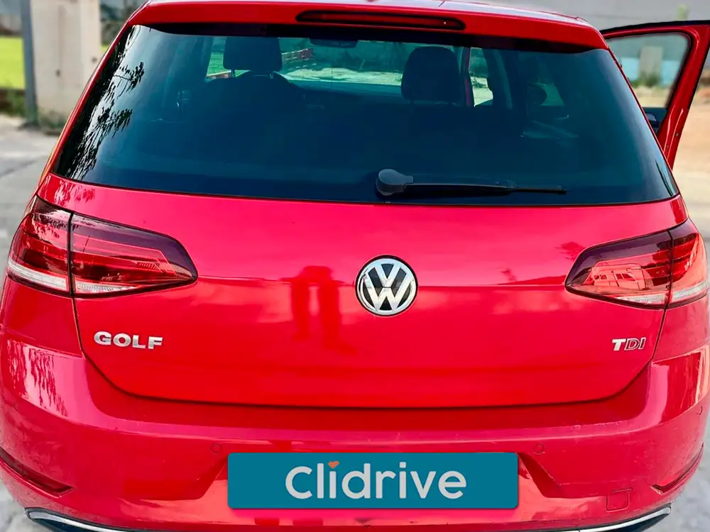 VOLKSWAGEN golf