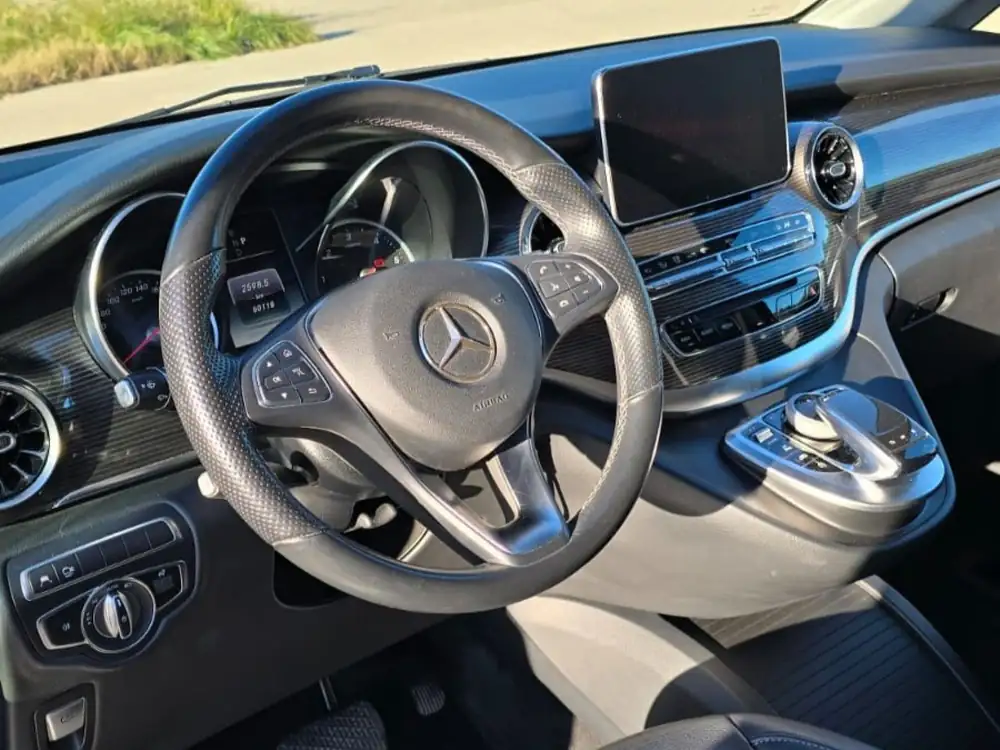 MERCEDES clase v