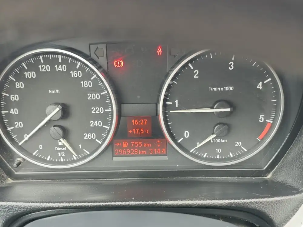 BMW serie 3 - Foto 8 | Clidrive