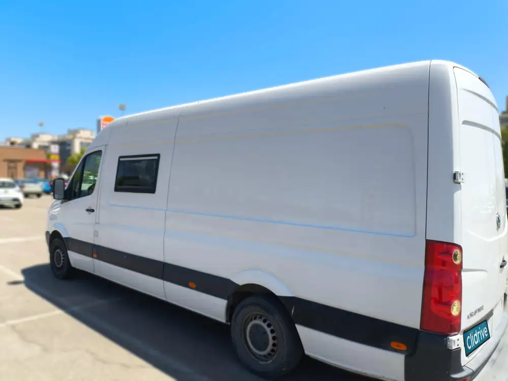 VOLKSWAGEN crafter