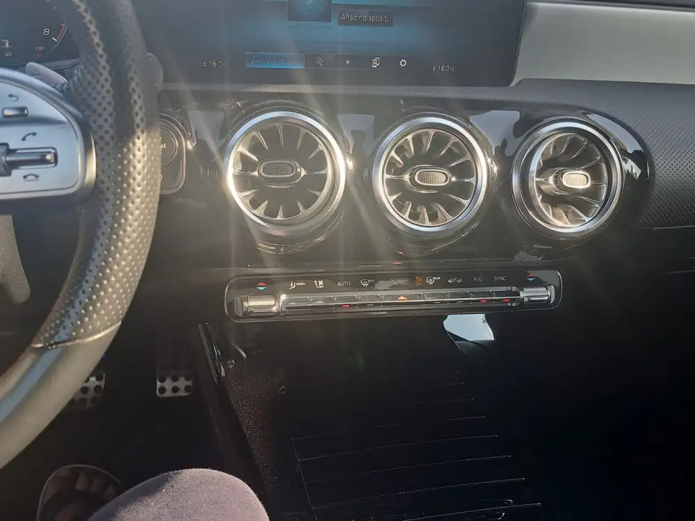 MERCEDES cla