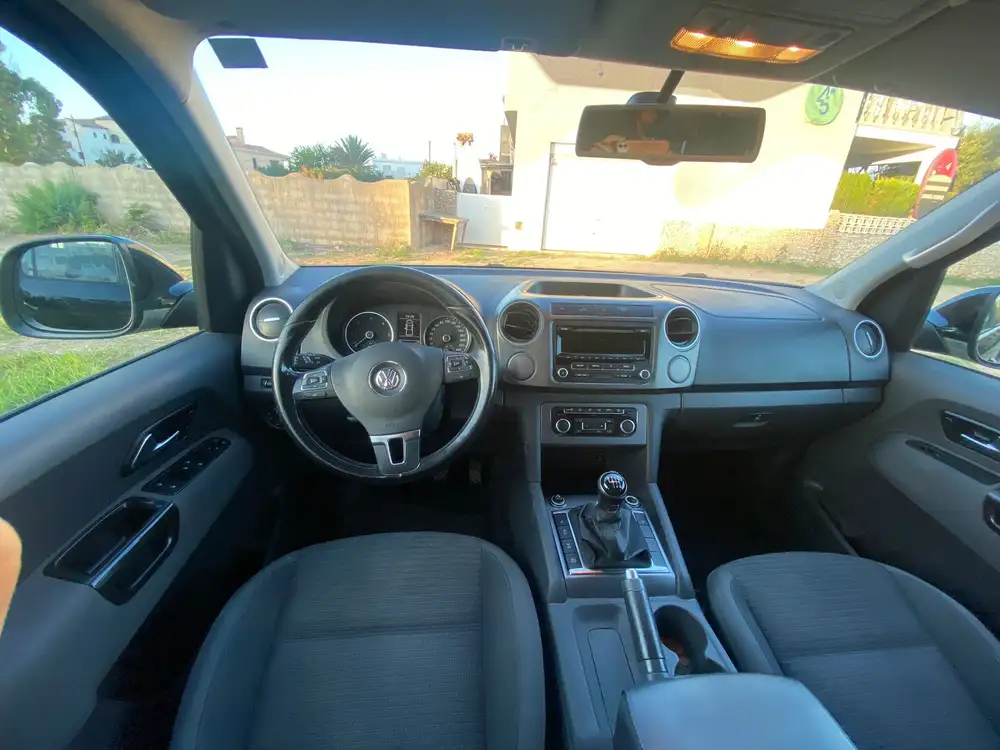 VOLKSWAGEN amarok