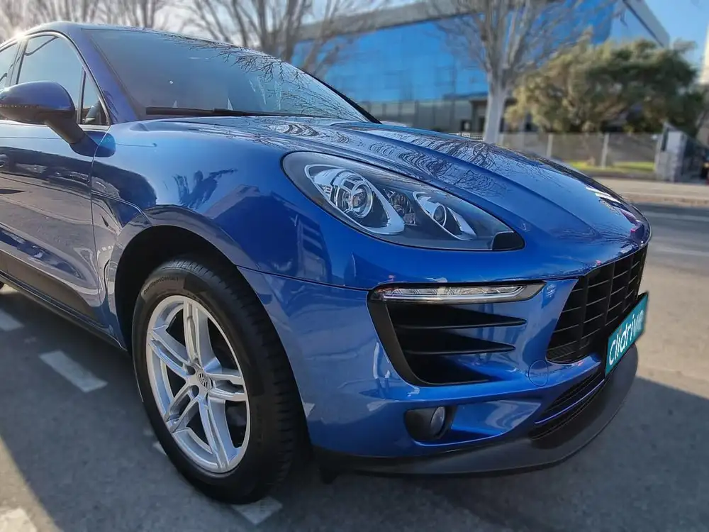 PORSCHE macan