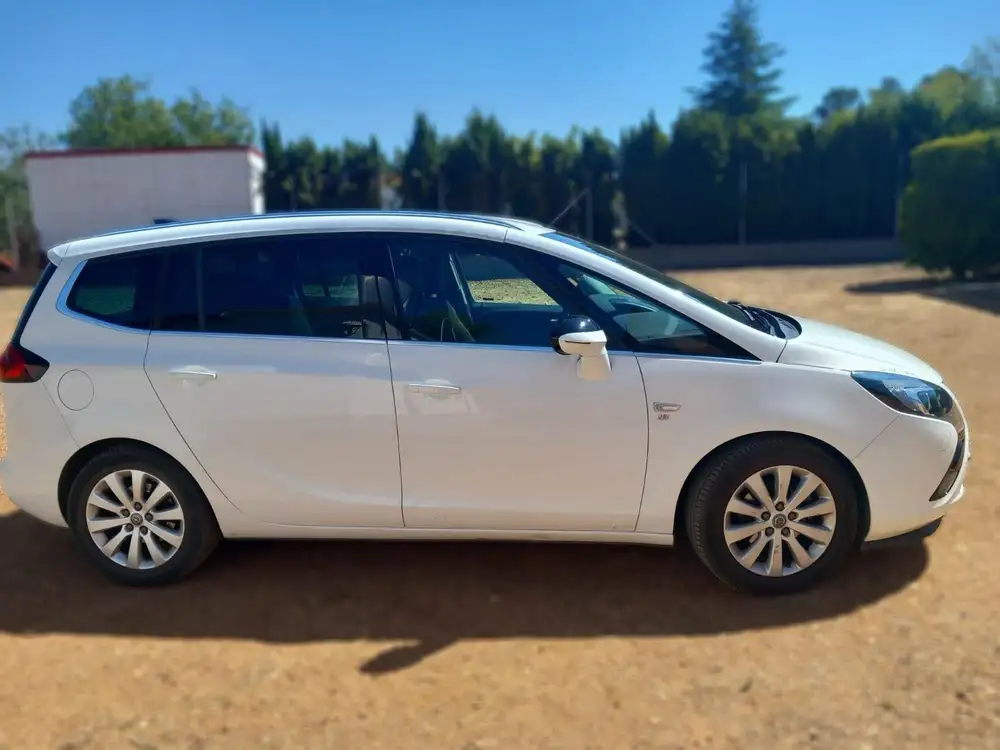 OPEL zafira tourer