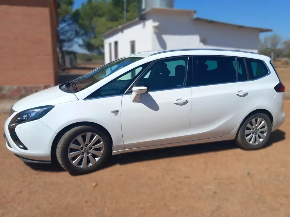 OPEL zafira tourer