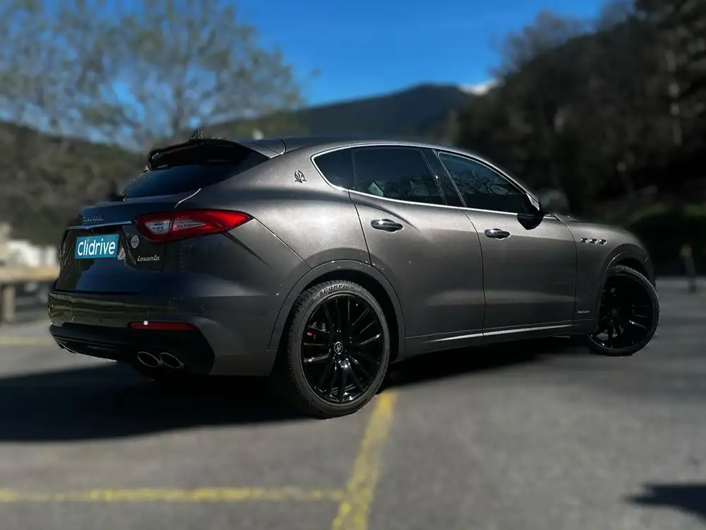 MASERATI levante - Foto 3 | Clidrive