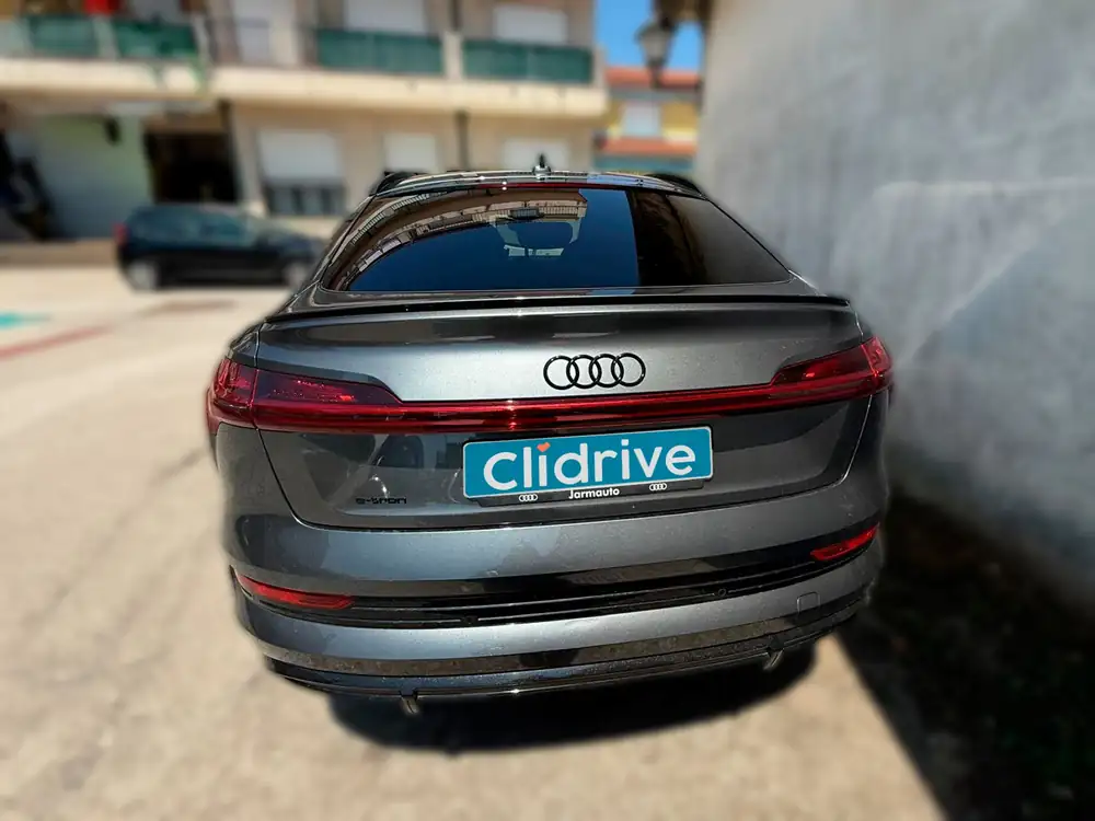 AUDI e-tron sportback