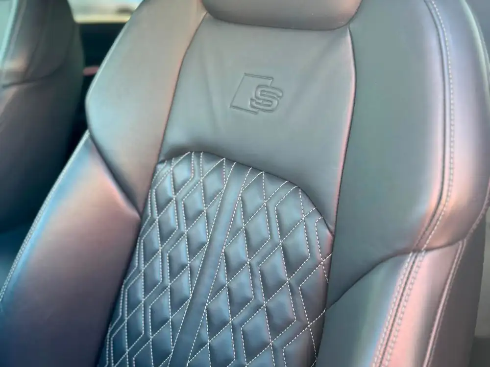 AUDI e-tron sportback