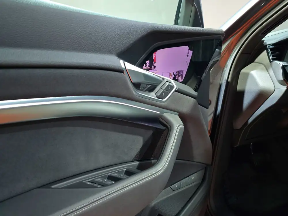 AUDI e-tron sportback