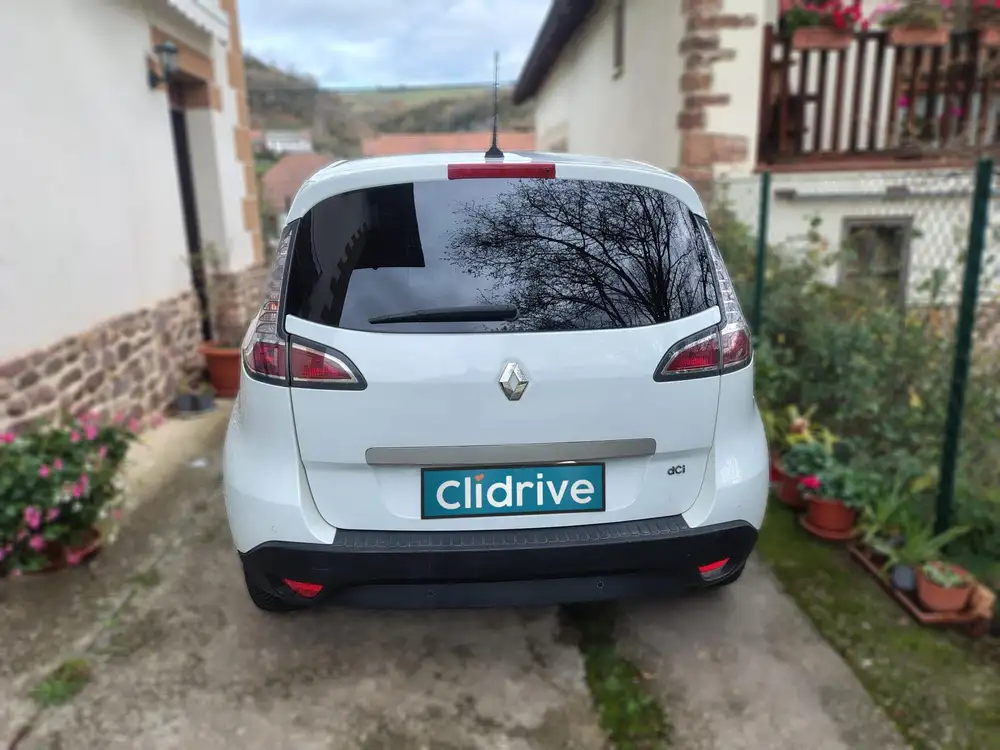 RENAULT scenic