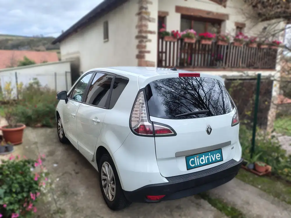 RENAULT scenic
