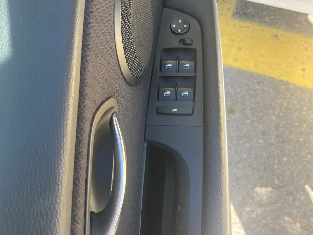 BMW serie 3 - Foto 10 | Clidrive