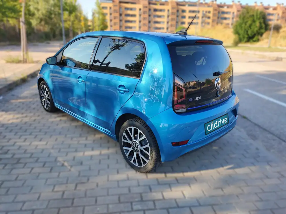 VOLKSWAGEN e-up!