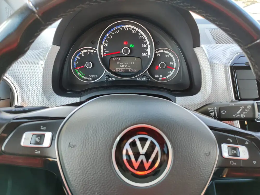 VOLKSWAGEN e-up!