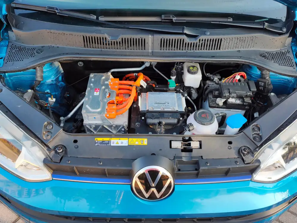 VOLKSWAGEN e-up!