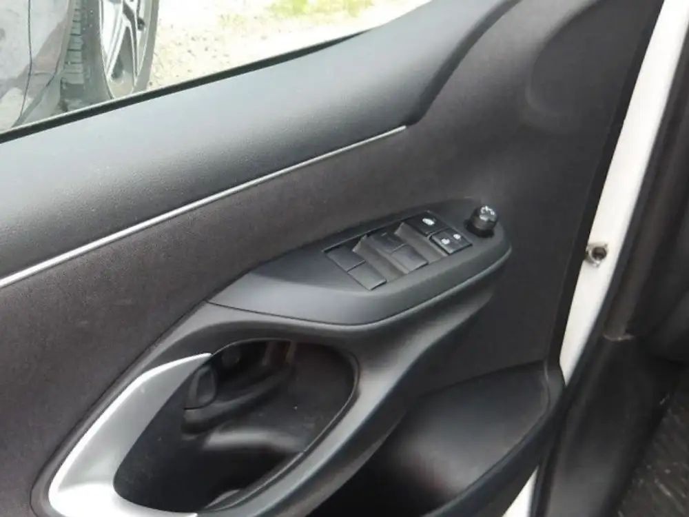 TOYOTA yaris - Foto 9 | Clidrive