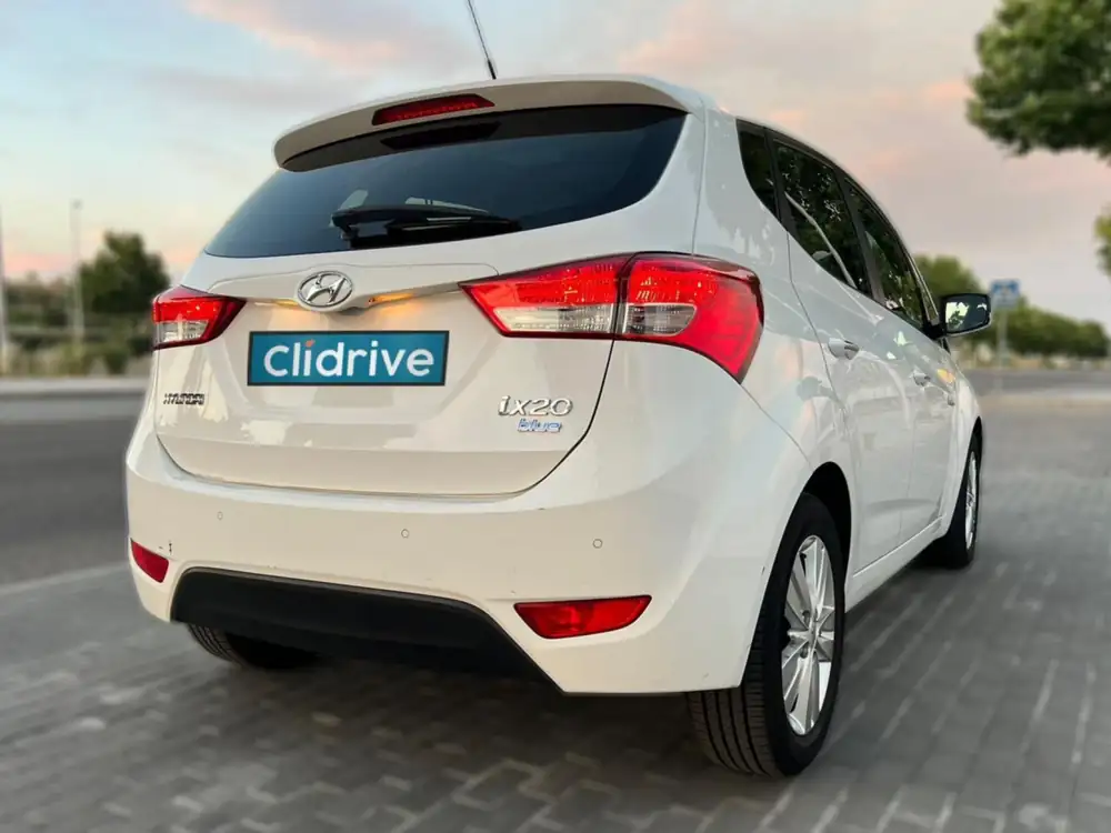 HYUNDAI ix20