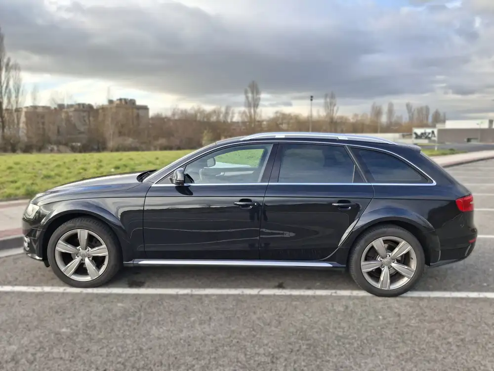 AUDI a4 allroad quattro