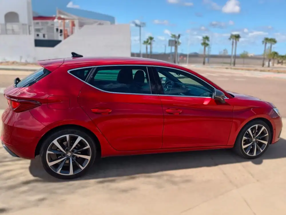 SEAT leon