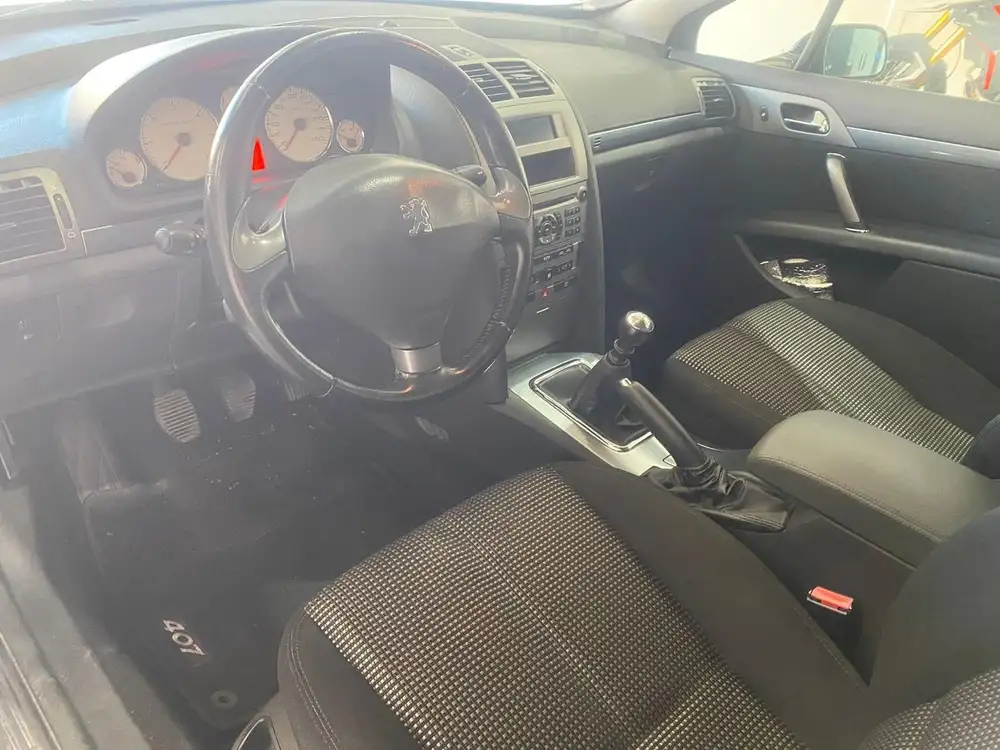 PEUGEOT 407 sw