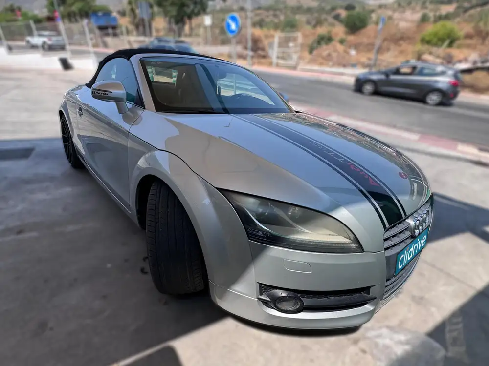AUDI tt