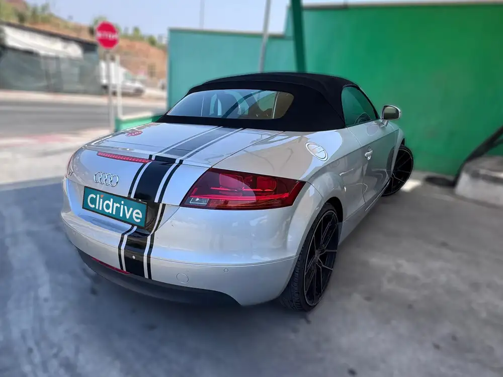 AUDI tt