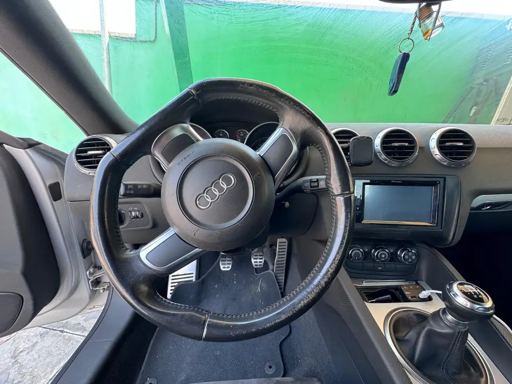 AUDI tt