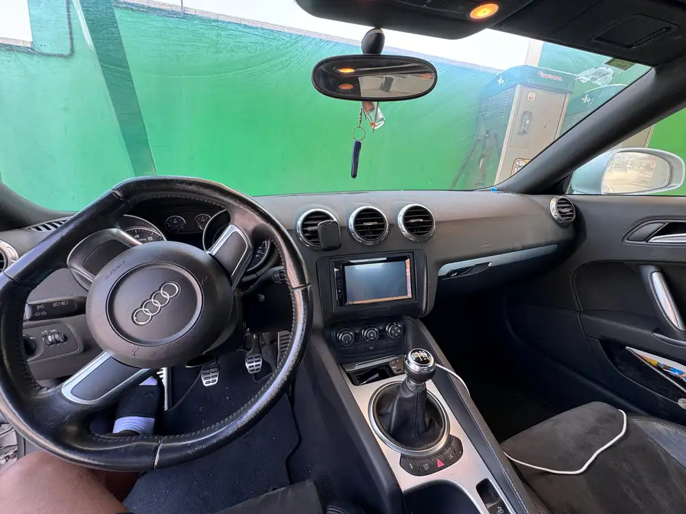 AUDI tt