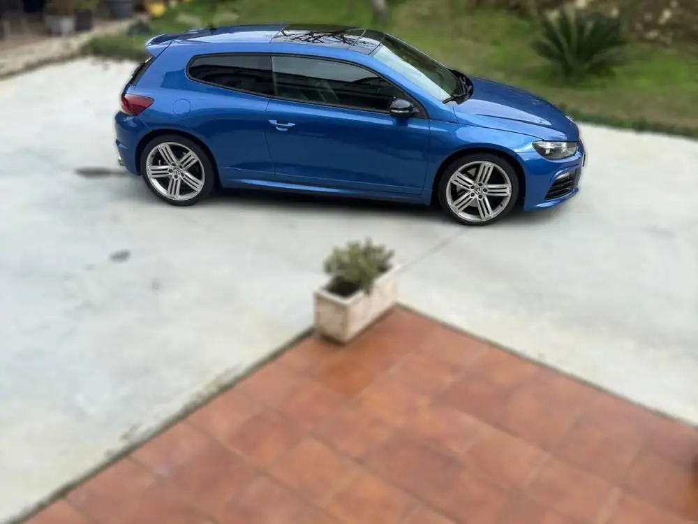 VOLKSWAGEN scirocco