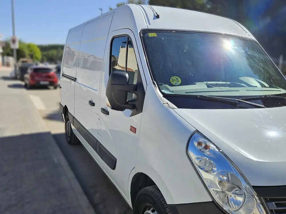 RENAULT master