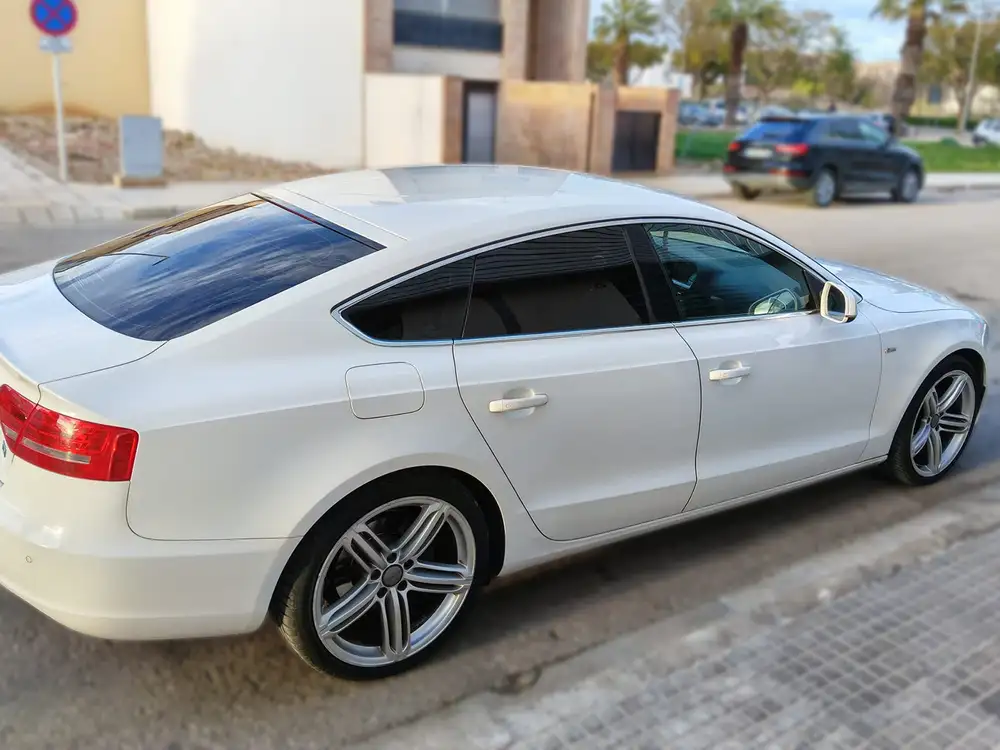 AUDI a5