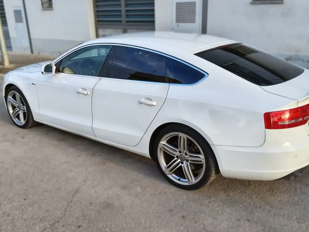 AUDI a5