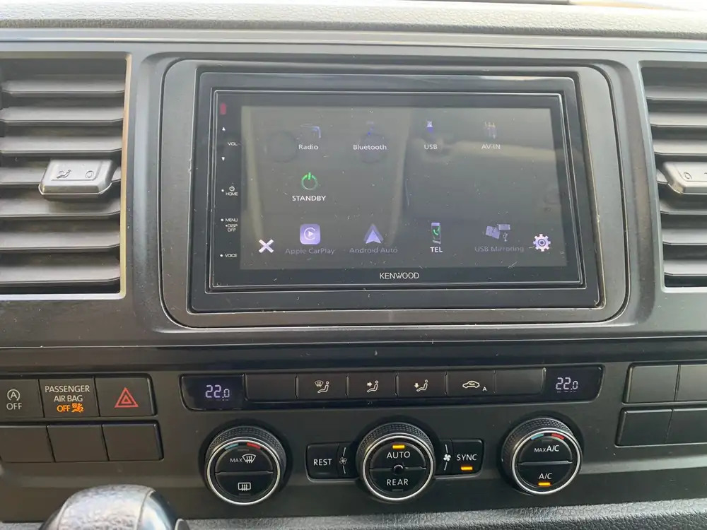 VOLKSWAGEN caravelle