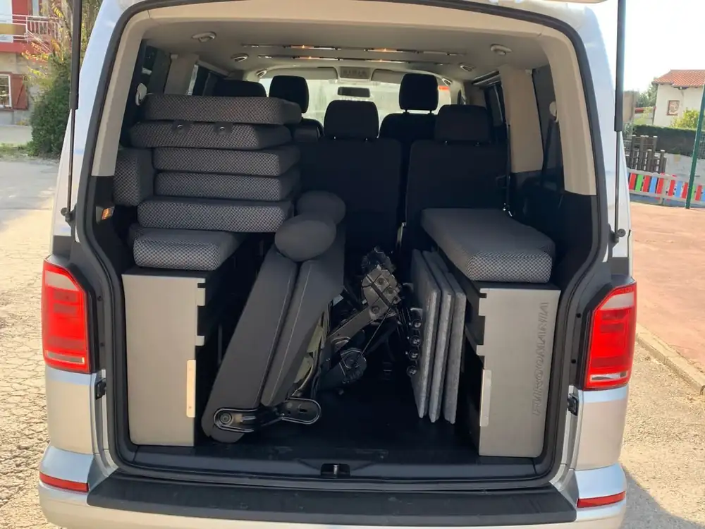 VOLKSWAGEN caravelle