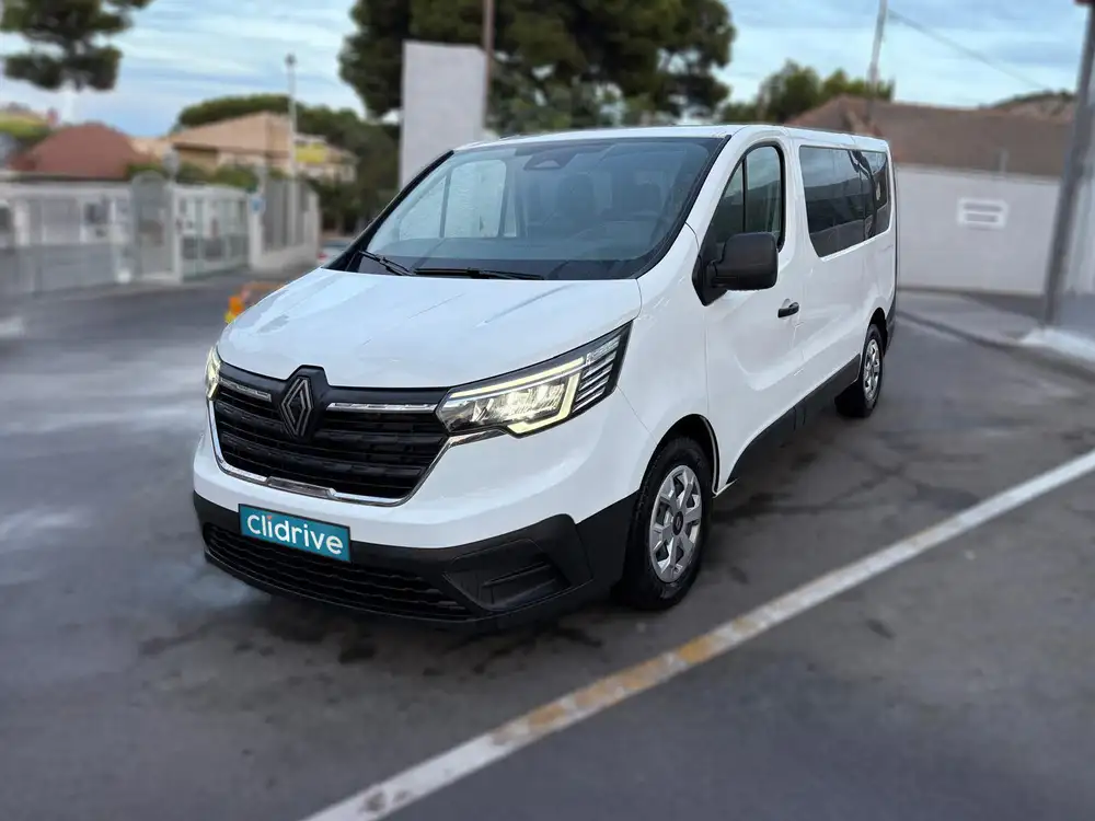RENAULT trafic