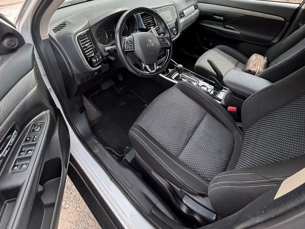 MITSUBISHI outlander - Foto 8 | Clidrive