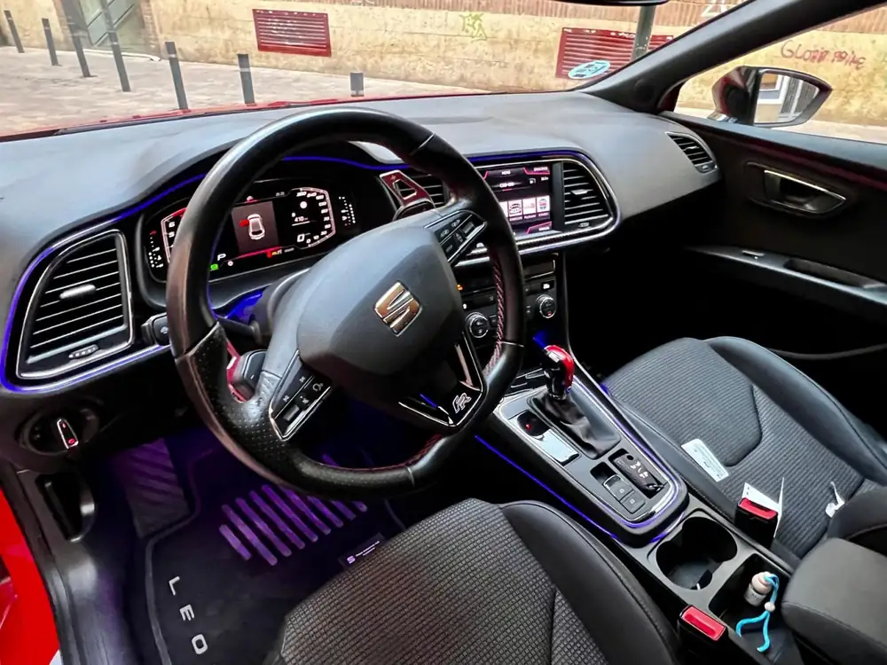 SEAT leon