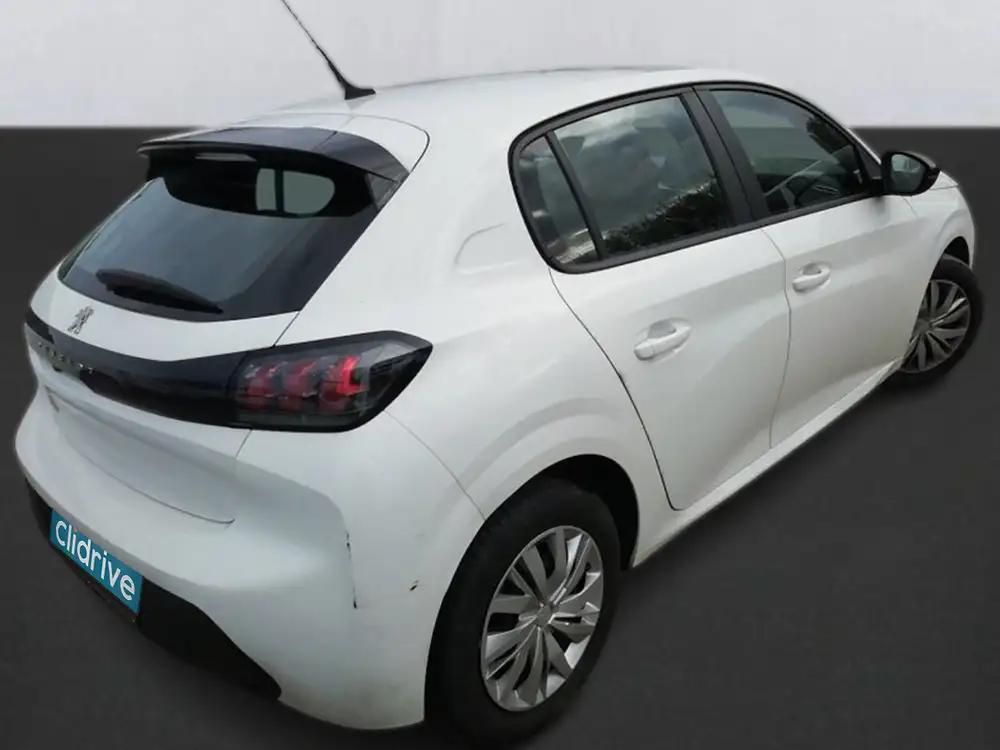 PEUGEOT 208